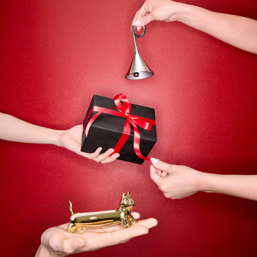 | color: Chrome | Hover