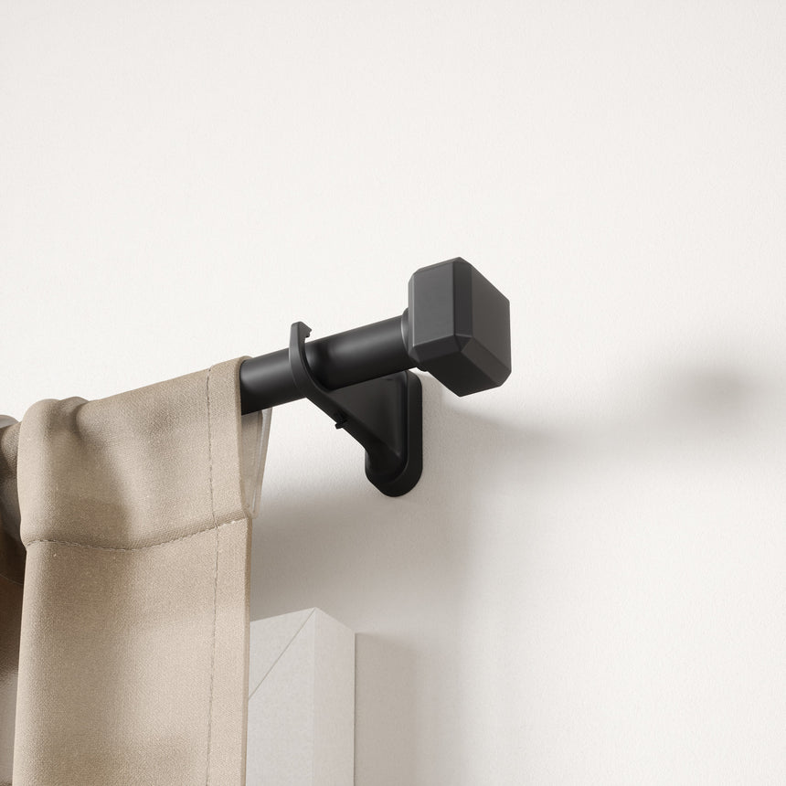 | color: Matte-Black | size: 42-120" (107-305 cm) | diameter: 1" (2.5 cm)