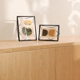 Tabletop Frames | color: Black | size: 4X6"(10X15cm) | https://player.vimeo.com/video/132452384