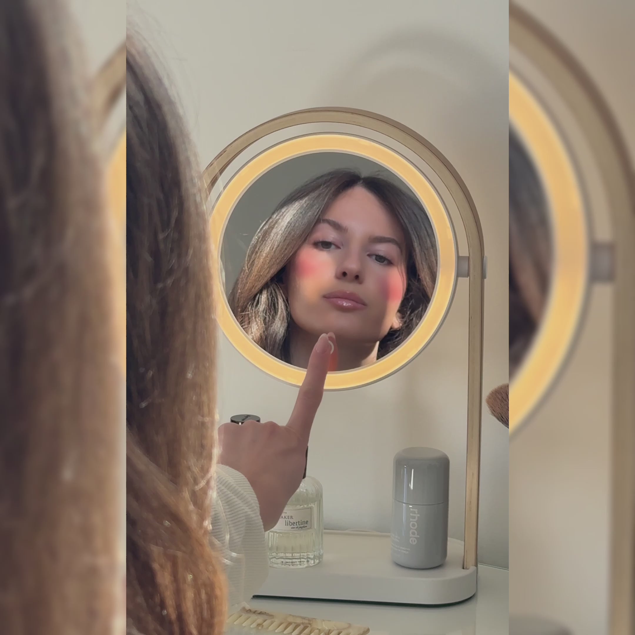 Bellwood Vanity Mirror – Umbra
