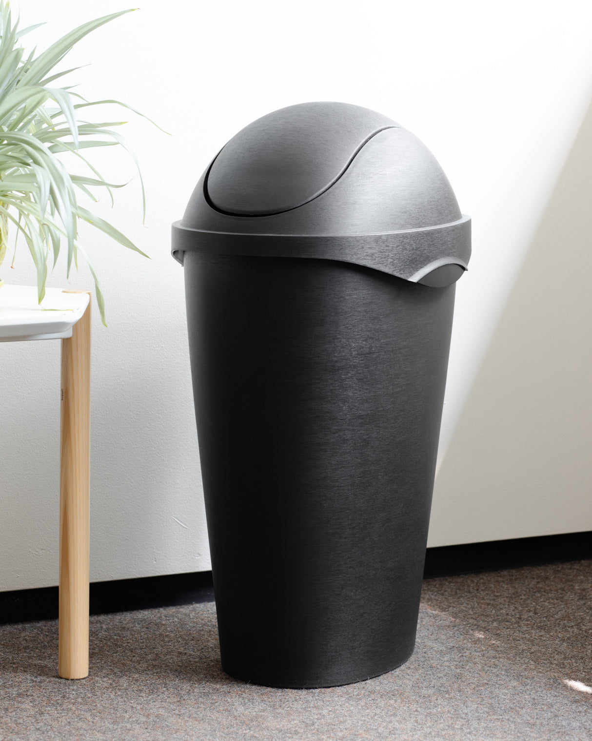 Kitchen Trash Cans | color: Black